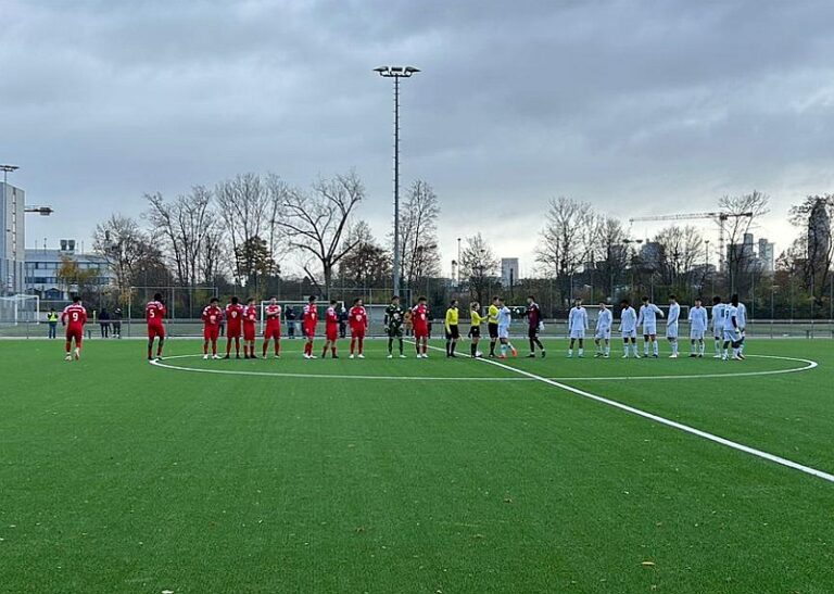 Read more about the article U19 zeigt Teamgeist und siegt knapp gegen den Karbener SV